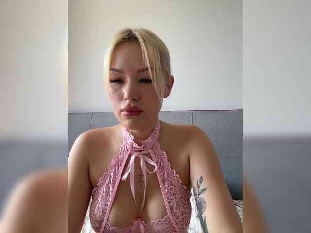 Eva-Kitty1 webcam