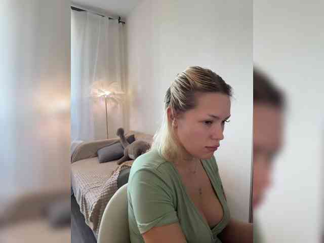 Eva-Kitty1 webcam