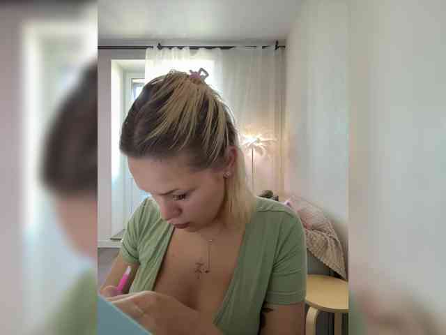 Eva-Kitty1 webcam