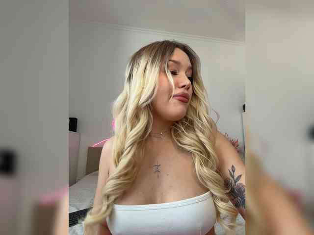 Eva-Kitty1 webcam