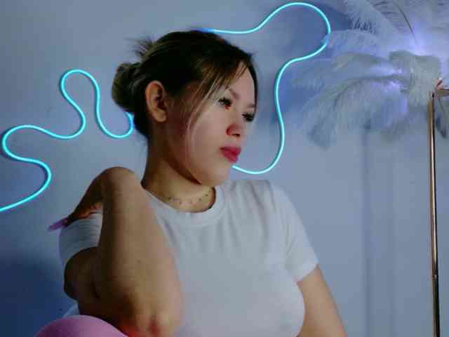 Eva-Kitty1 webcam