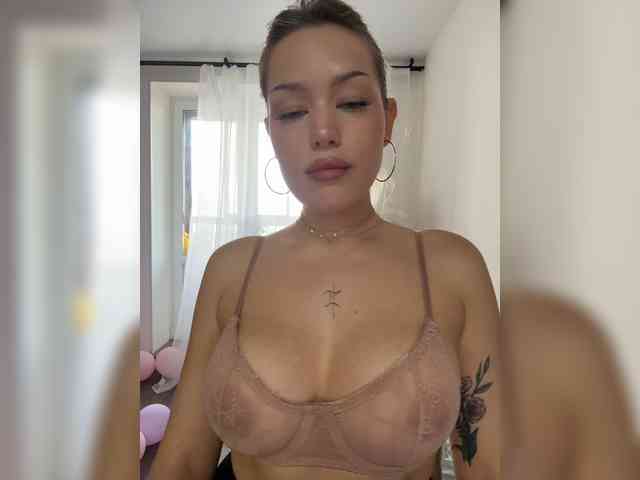 Eva-Kitty1 webcam
