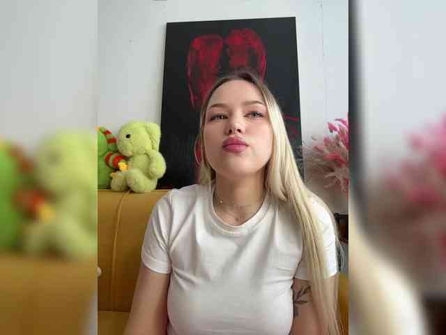 Eva-Kitty1 webcam
