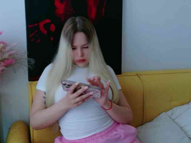 Eva-Kitty1 webcam