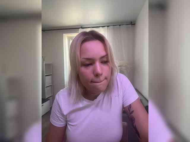 Eva-Kitty1 webcam