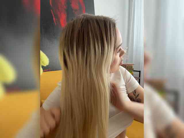 Eva-Kitty1 webcam