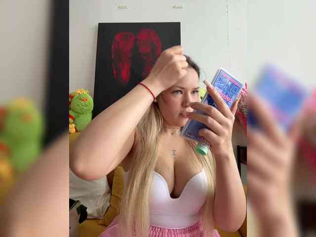Eva-Kitty1 webcam