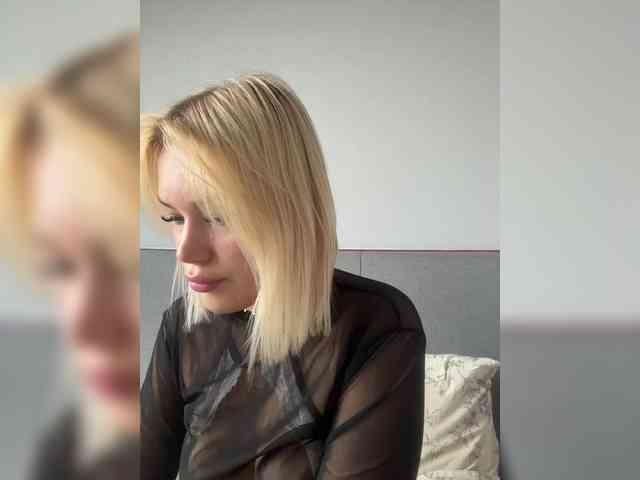 Eva-Kitty1 webcam