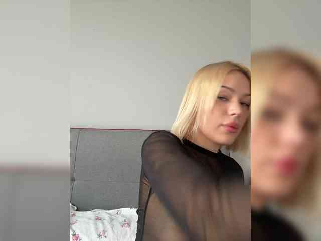 Eva-Kitty1 Sex Cam Show
