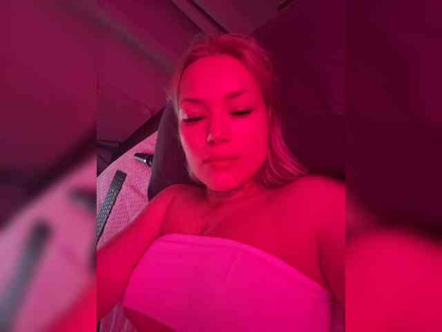 Eva-Kitty1 webcam
