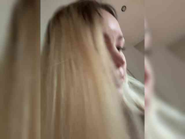 Eva-Kitty1 webcam