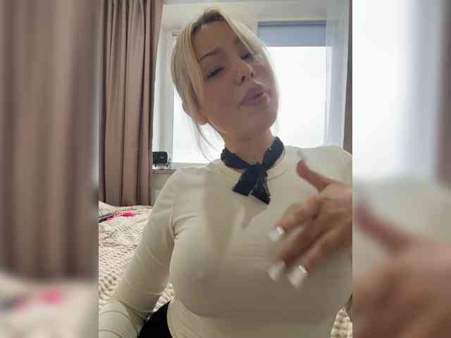 Eva-Kitty1