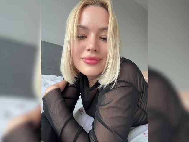 Eva-Kitty1 webcam