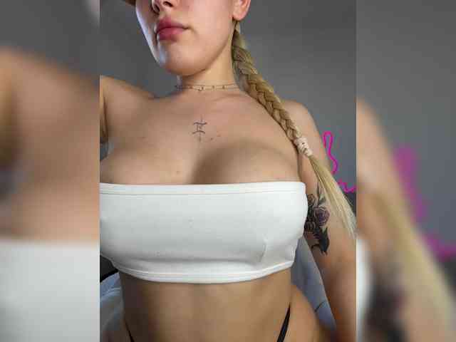 Eva-Kitty1 webcam