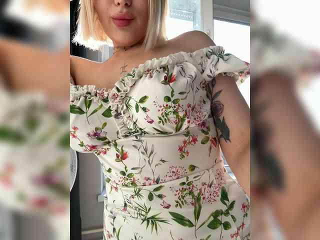 Eva-Kitty1 webcam
