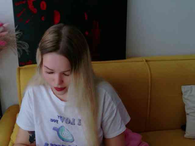 Eva-Kitty1 webcam