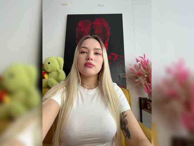 Eva-Kitty1