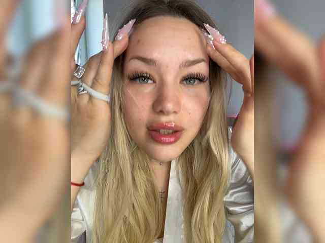 Eva-Kitty1 webcam