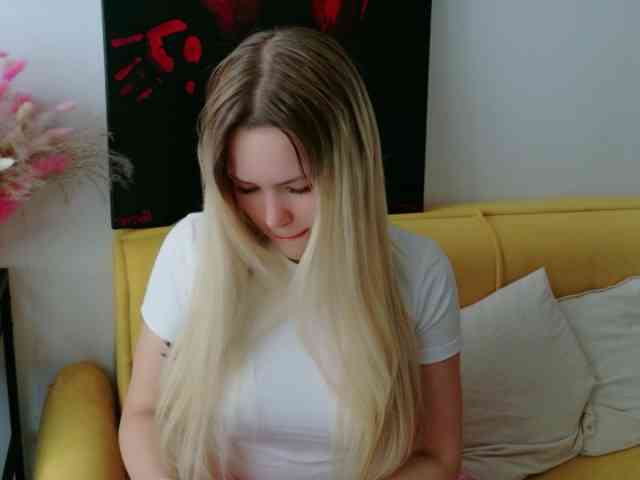 Eva-Kitty1 webcam
