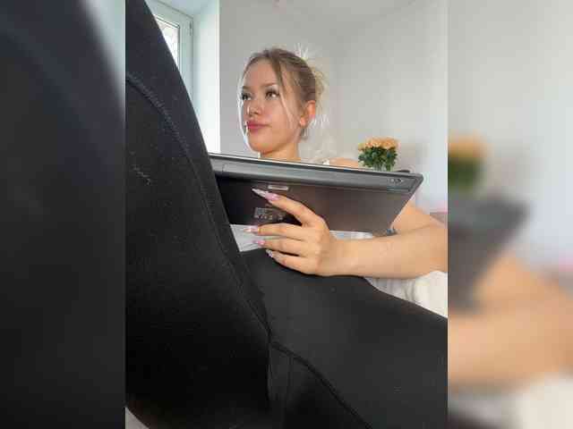 Eva-Kitty1 webcam