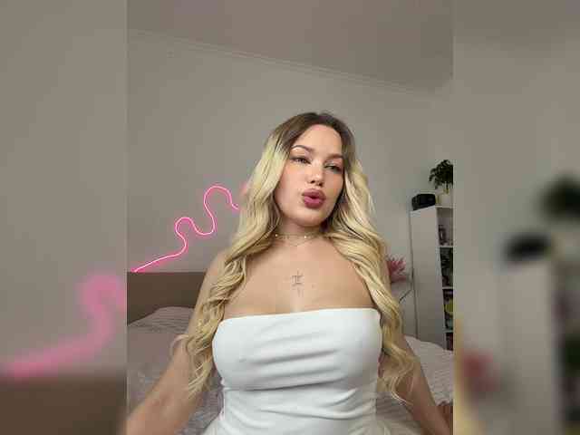 Eva-Kitty1