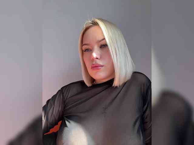 Eva-Kitty1 Sex Cam Show
