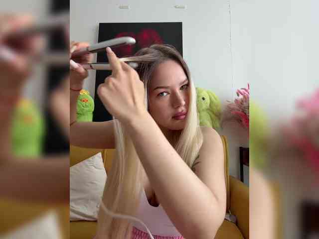 Eva-Kitty1 webcam
