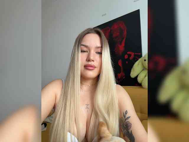 Eva-Kitty1 webcam