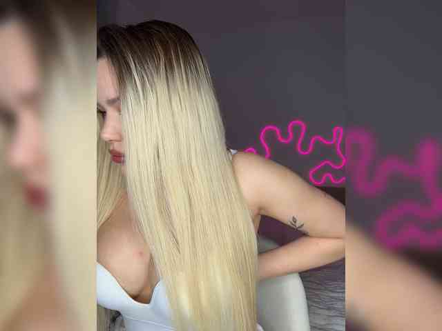 Eva-Kitty1 webcam