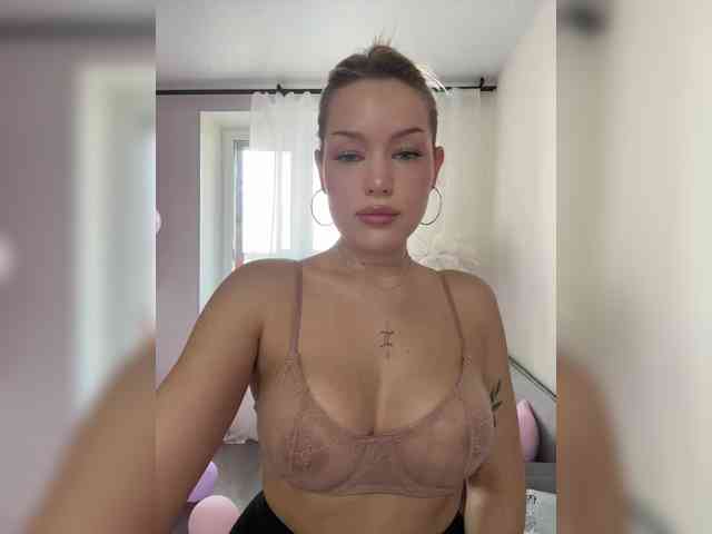 Eva-Kitty1 webcam