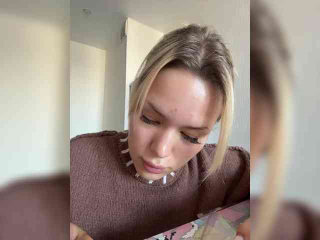 Eva-Kitty1 webcam