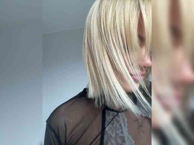 Eva-Kitty1 webcam