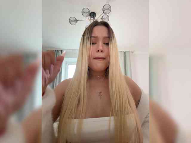 Eva-Kitty1 webcam