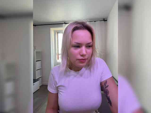 Eva-Kitty1 webcam