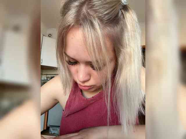 Eva-Kitty1 webcam