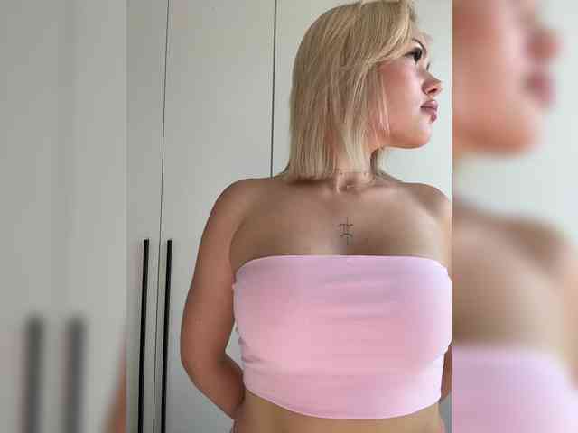 Eva-Kitty1 webcam