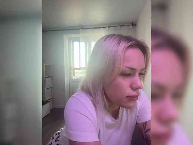 Eva-Kitty1 webcam