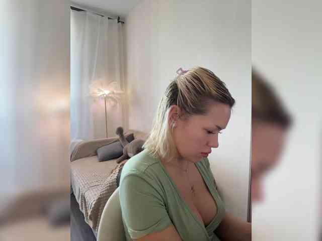 Eva-Kitty1 webcam