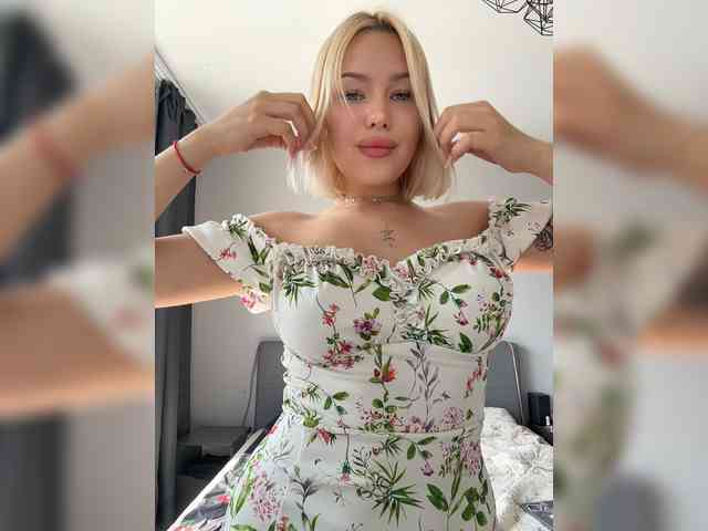 Eva-Kitty1 Sex Cam Show