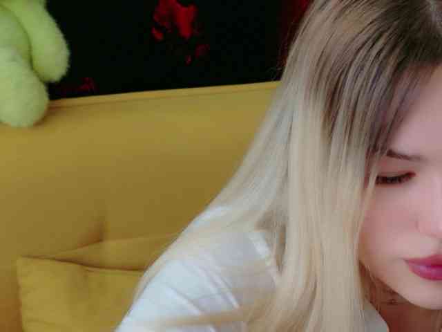 Eva-Kitty1 webcam