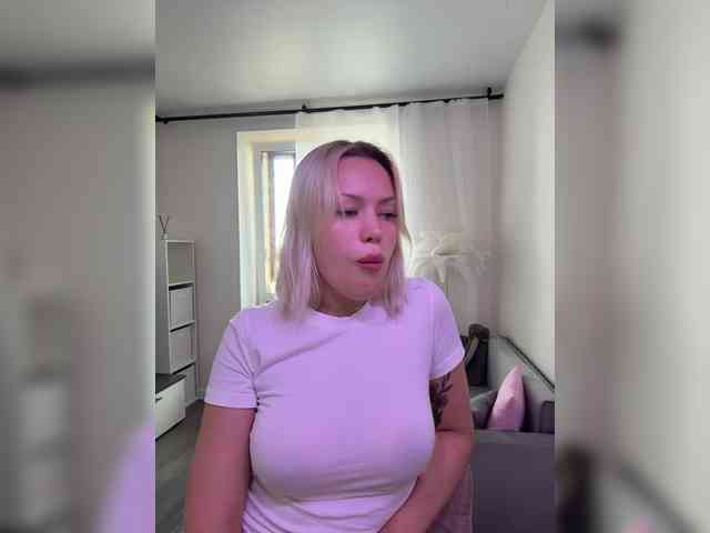 Eva-Kitty1 webcam