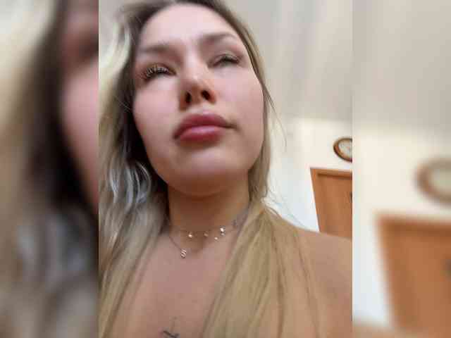 Eva-Kitty1 webcam