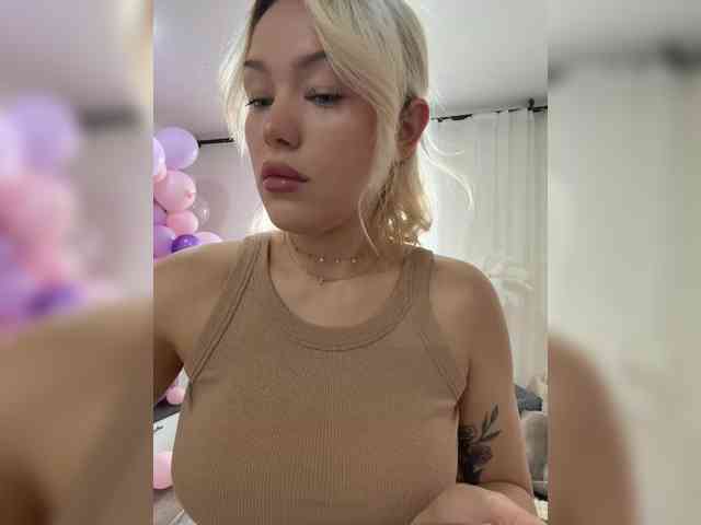 Eva-Kitty1 webcam