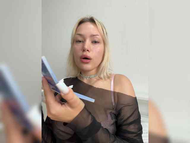 Eva-Kitty1 webcam