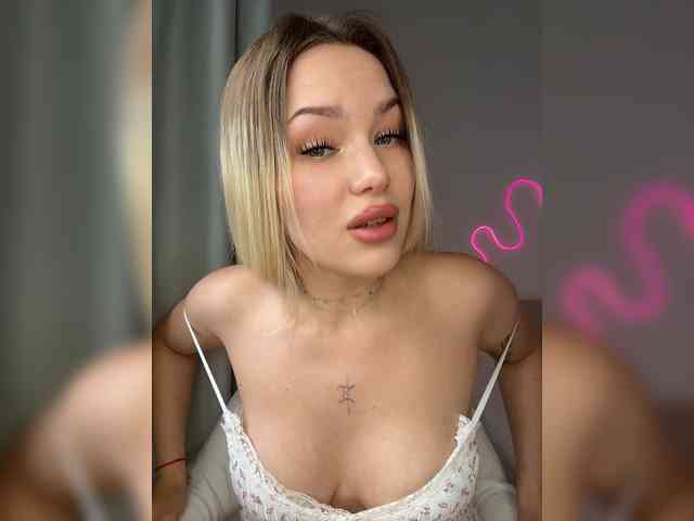 Eva-Kitty1 webcam