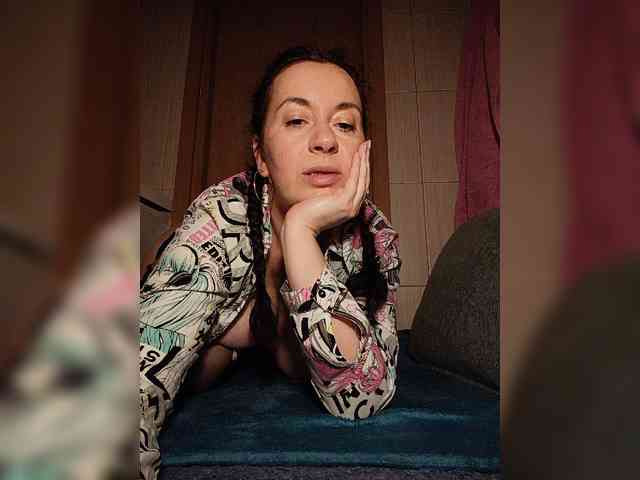 Annanas Live Webcam on BongaCams