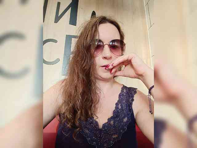 Annanas Live Webcam on BongaCams