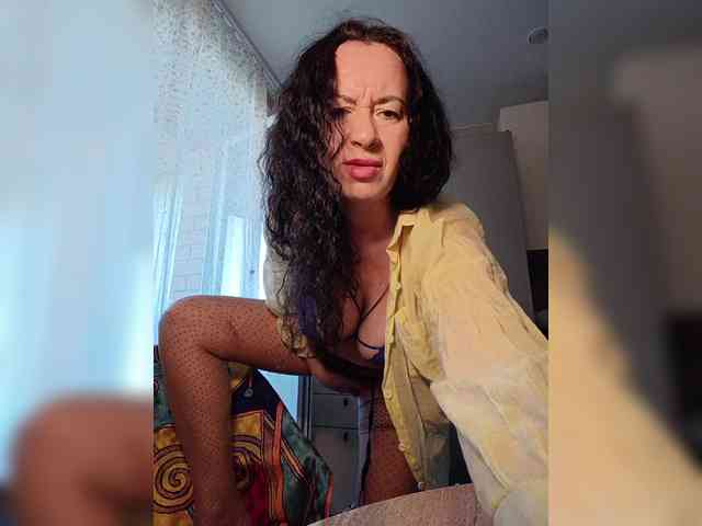 Annanas Live Webcam on BongaCams