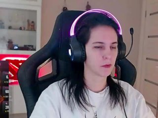 IrwiTomboy Porn Show