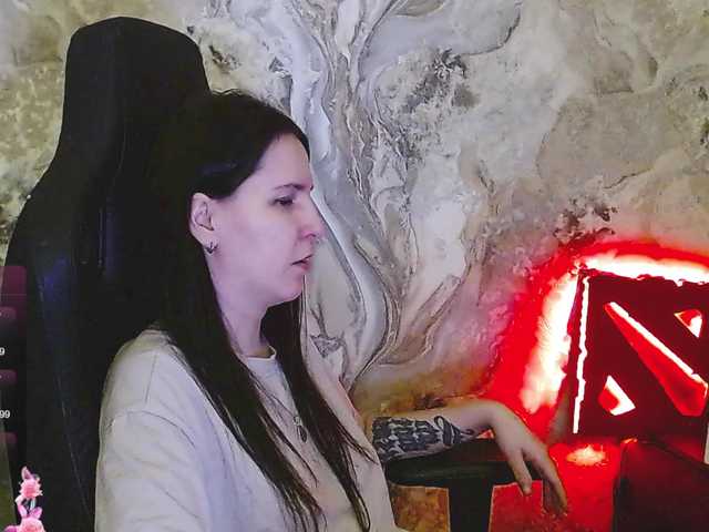 IrwiTomboy live cam on BongaCams